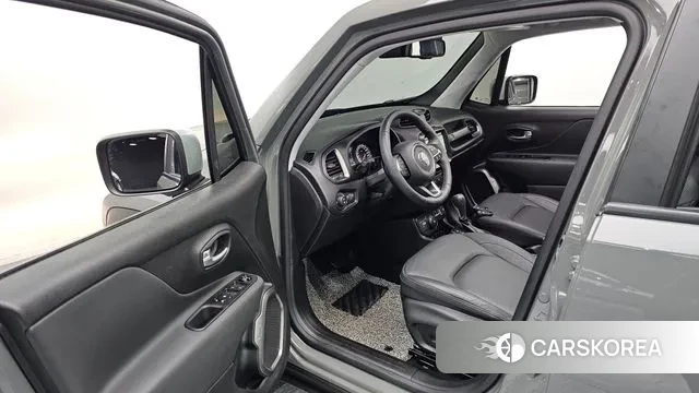 Jeep Renegade 2022 Серый из Кореи, фото 2