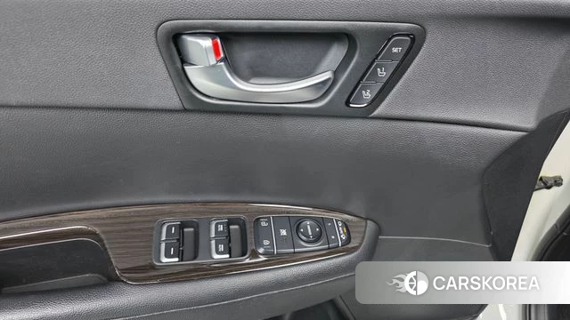 Kia K5 second generation 2018 Белый из Кореи, фото 2