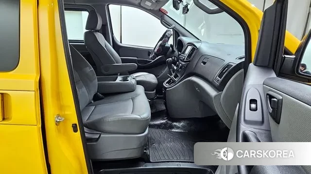 Hyundai The New Grand Starex 2018 Желтый из Кореи, фото 2