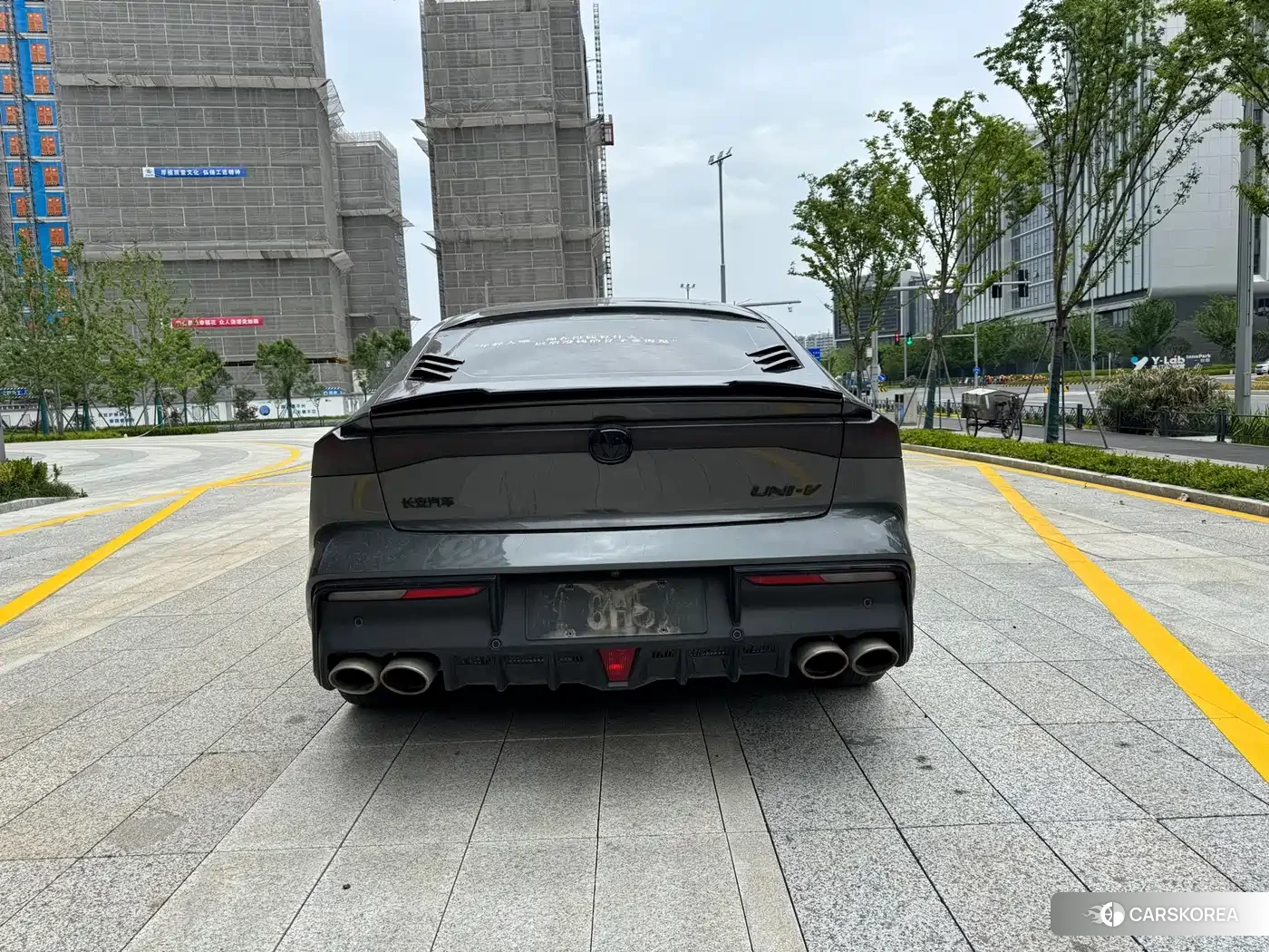 Chang'an UNI-V 2024 Silver/gray из Китая, фото 2