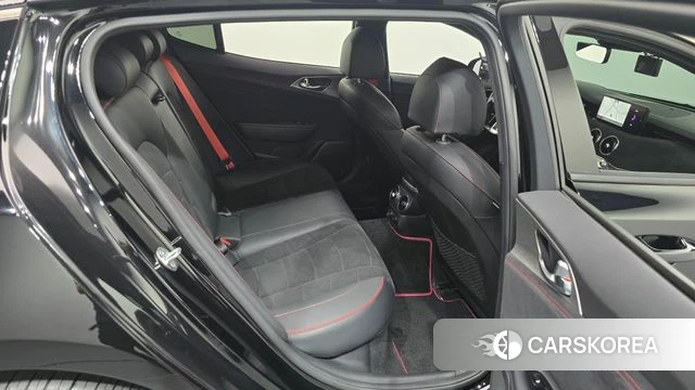 Kia Stinger Meister 2022 Черный из Кореи, фото 2