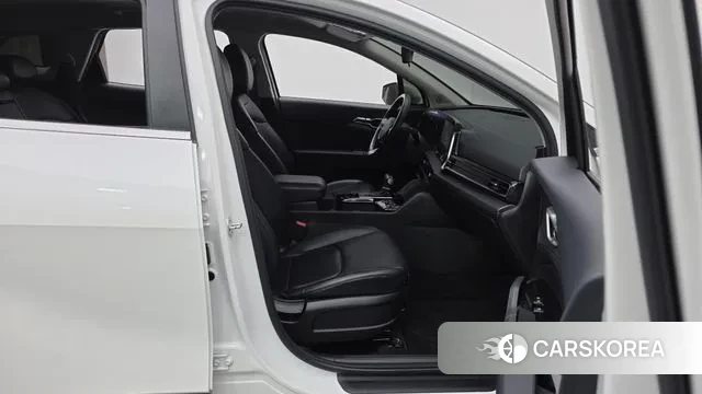 Kia Sportage 5th Generation 2022 Белый из Кореи, фото 2