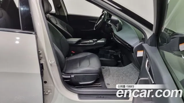 Kia EV6 2022 Жемчужный цвет из Кореи, фото 2