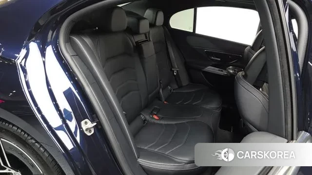 Mercedes-Benz E-Class W214 2024 Синий из Кореи, фото 2