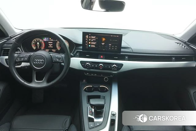 Audi A4L 2022 Белый из Китая, фото 2