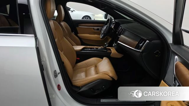 Volvo S90 2018 Белый из Кореи, фото 2