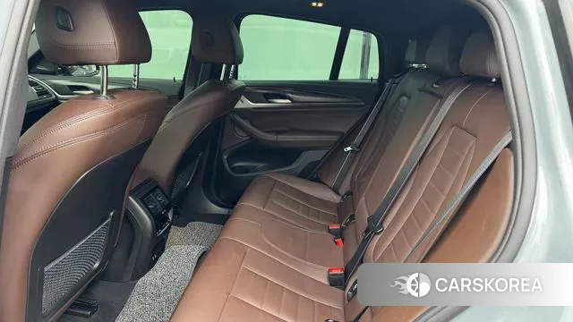 BMW X4 (G02) 2023 Небесно-голубой из Кореи, фото 2