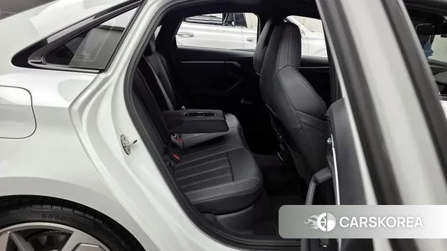 Audi S3 (8Y) 2023 Белый из Кореи, фото 2