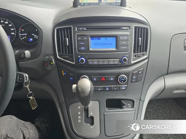 Hyundai The New Grand Starex 2018 Желтый из Кореи, фото 2