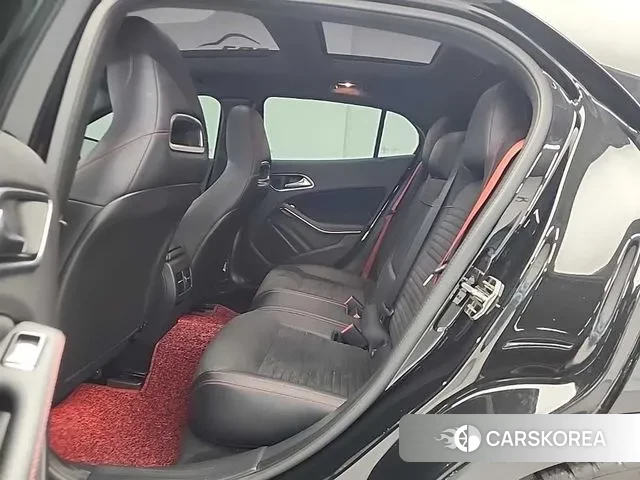 Mercedes-Benz GLA-Class X156 2018 Черный из Кореи, фото 2