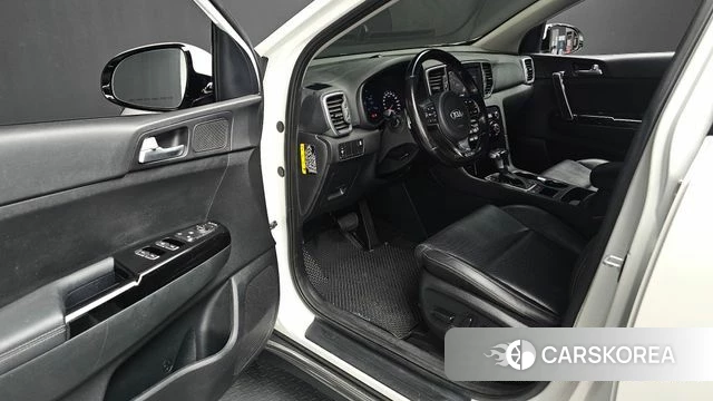 Kia Sportage 4th Generation 2018 Белый из Кореи, фото 2
