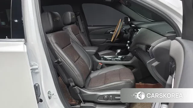 Chevrolet (GM Daewoo) Traverse 2023 Белый из Кореи, фото 2