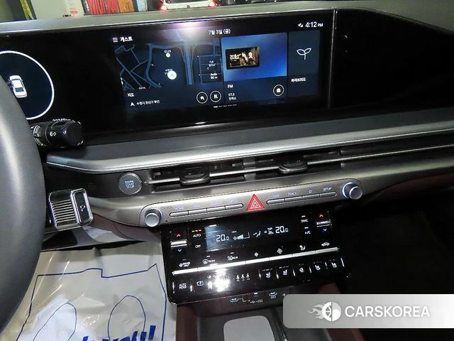 Hyundai Grandeur Hybrid (GN7) 2023 Белый из Кореи, фото 2