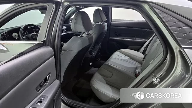 Hyundai The New Avante (CN7) 2023 Серый из Кореи, фото 2