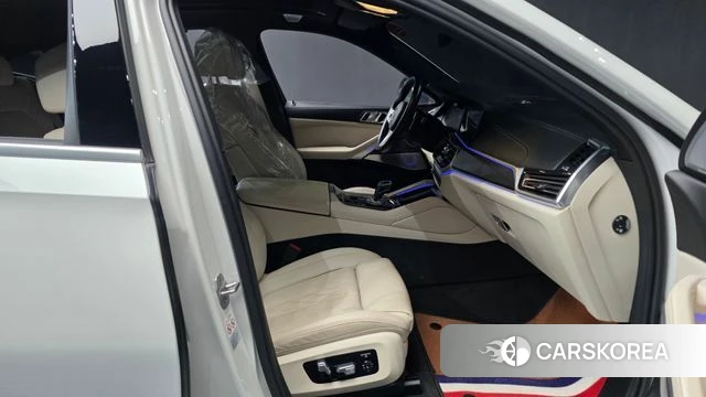 BMW X6 (G06) 2022 Белый из Кореи, фото 2