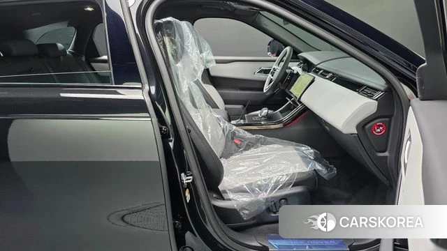 Land Rover Range Rover Velar 2026 Черный из Кореи, фото 2
