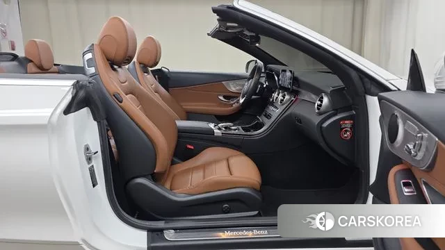 Mercedes-Benz C-Class W205 2021 Белый из Кореи, фото 2