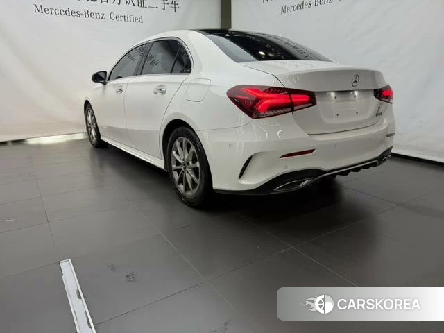 Mercedes-Benz Class A 2021 Белый из Китая, фото 2