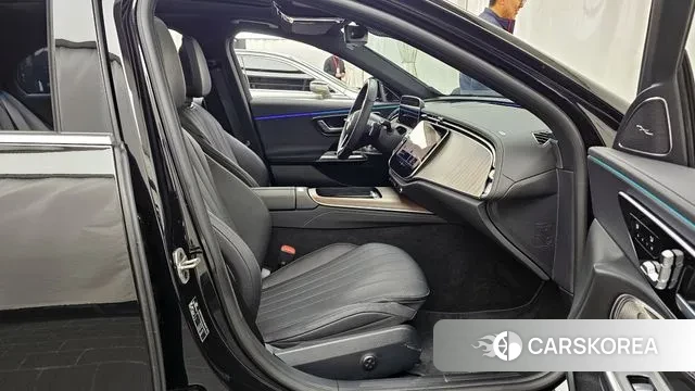 Mercedes-Benz E-Class W214 2025 Черный из Кореи, фото 2