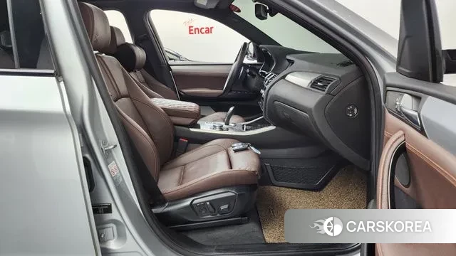 BMW X4 (F26) 2018 Серебряный из Кореи, фото 2