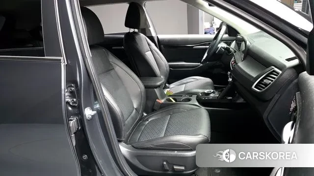 Kia The New Seltos 2023 Серый из Кореи, фото 2