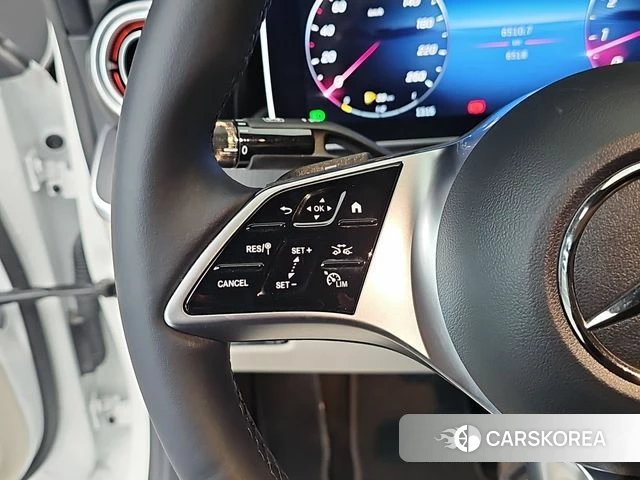 Mercedes-Benz C-Class W206 2023 Белый из Кореи, фото 2