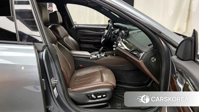 BMW 6 Series GT (G32) 2018 Серый из Кореи, фото 2