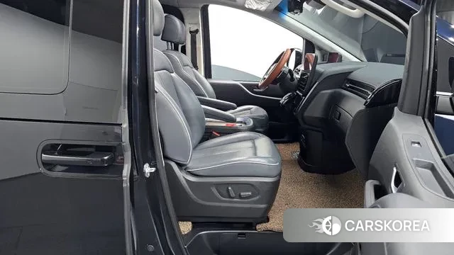 Hyundai Staria id 3478998 из Кореи 2