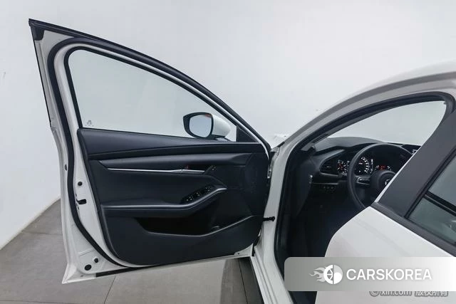Mazda 3 Angkesaila 2022 Белый из Китая, фото 2