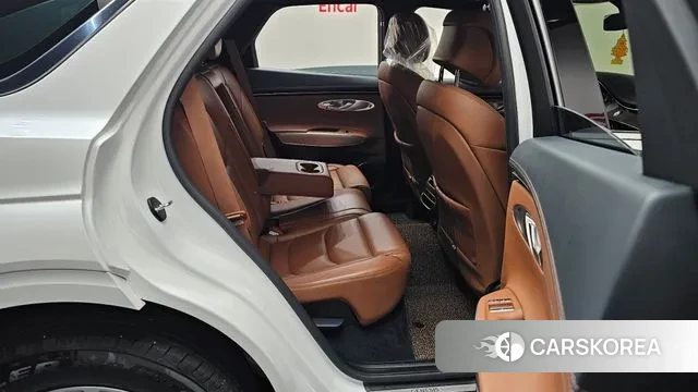 Genesis GV70 2024 Белый из Кореи, фото 2