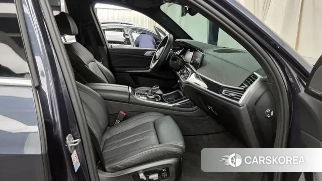 BMW X7 (G07) 2021 Серый из Кореи, фото 2