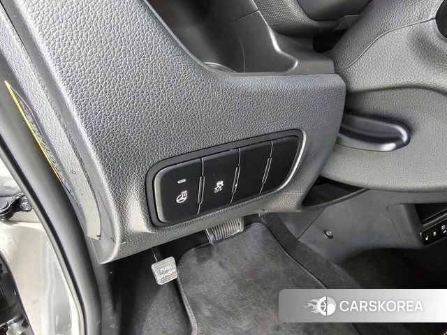 Kia The New Kia Ray 2023 Серебристо-серый из Кореи, фото 2