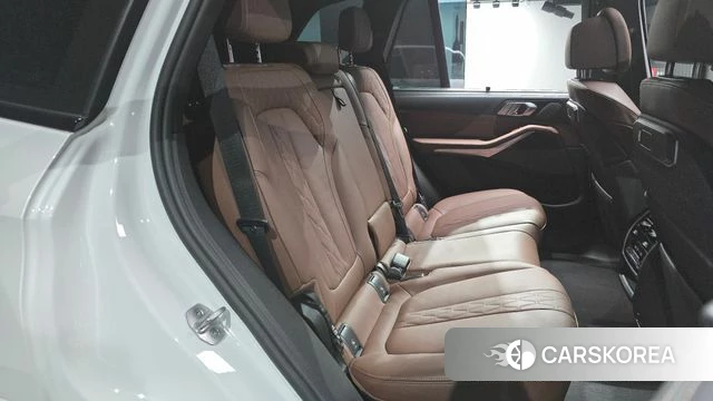 BMW X5 (G05) 2024 Белый из Кореи, фото 2