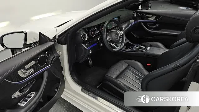 Mercedes-Benz E-Class W213 2018 Белый из Кореи, фото 2