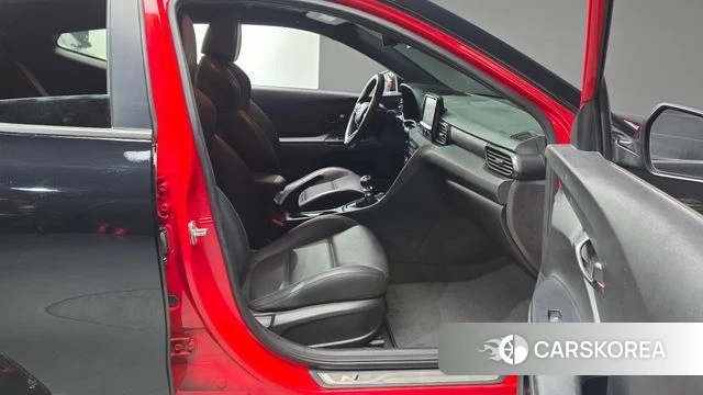 Hyundai Veloster (JS) 2019 Черный из Кореи, фото 2