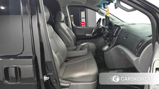 Hyundai The New Grand Starex 2020 Черный из Кореи, фото 2