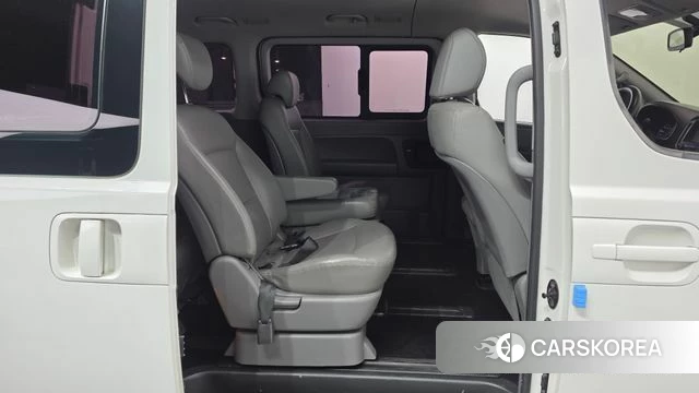 Hyundai The New Grand Starex 2019 Белый из Кореи, фото 2