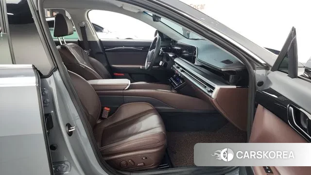 Hyundai Grandeur (GN7) 2023 Серебристо-серый из Кореи, фото 2