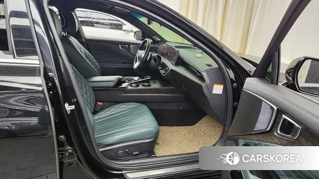 Kia K8 Hybrid 2023 Черный из Кореи, фото 2