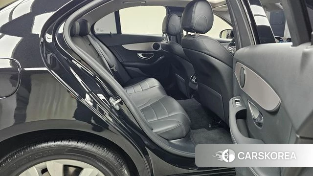 Mercedes-Benz C-Class W205 2020 Черный из Кореи, фото 2