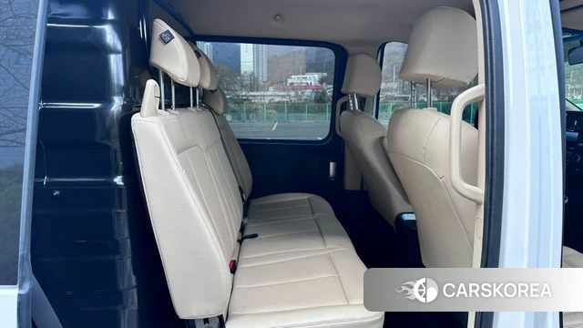 Hyundai Staria 2022 Белый из Кореи, фото 2