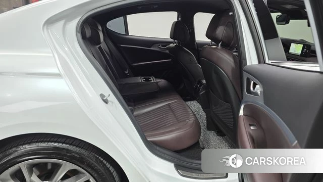Genesis The New G70 2022 Белый из Кореи, фото 2