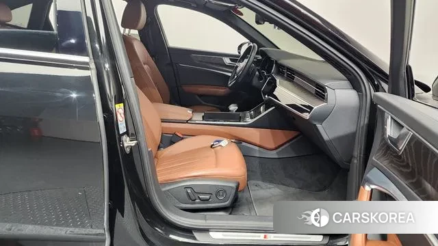 Audi A6 (C8) 2021 Черный из Кореи, фото 2