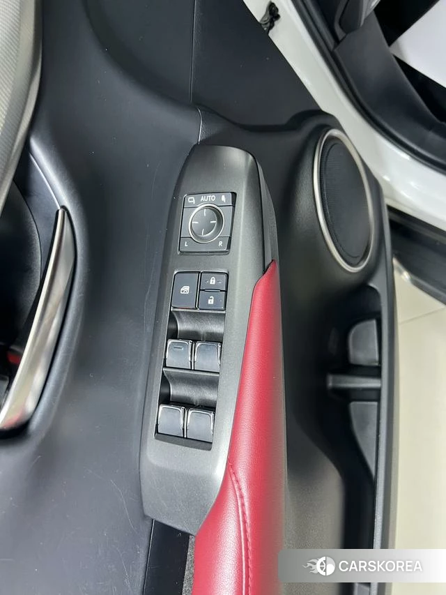 Lexus NX 2020 Белый из Китая, фото 2