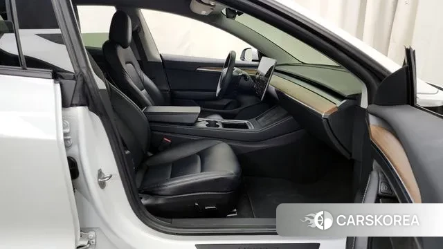 Tesla Model 3 2021 Белый из Кореи, фото 2