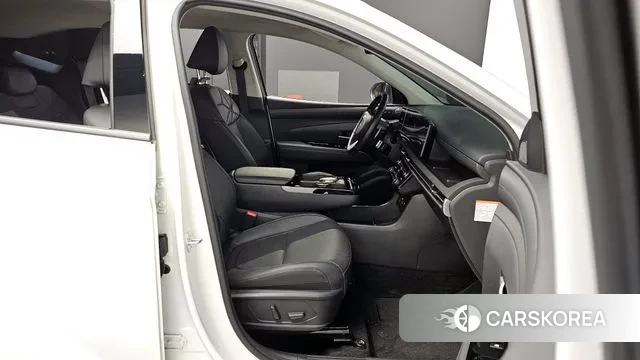 Hyundai The New Tucson Hybrid (NX4) 2025 Белый из Кореи, фото 2