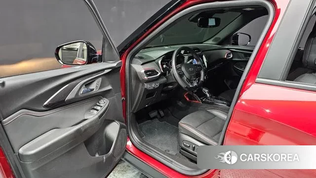 Chevrolet (GM Daewoo) Trailblazer 2022 Красный из Кореи, фото 2