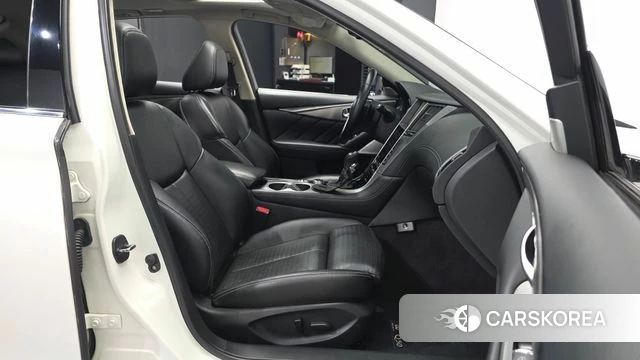 Infiniti Q50 2018 Белый из Кореи, фото 2