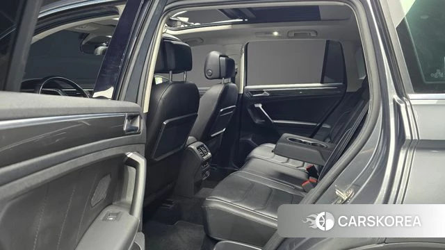 Volkswagen Tiguan second Generation 2020 Серый из Кореи, фото 2