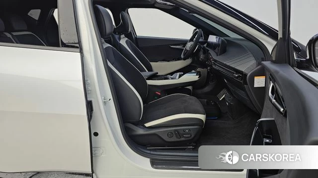 Kia EV6 2023 Белый из Кореи, фото 2